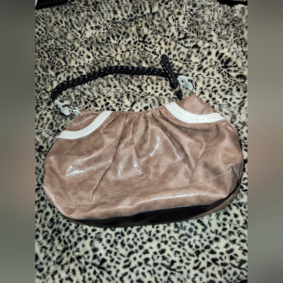 Giant Vintage Guess Tote - Picture 4 of 9